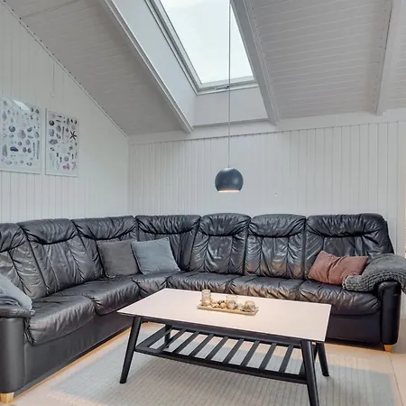 Vakantiehuis Selima - 300m From The Sea By Interhome